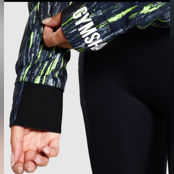 Gymshark Reflective Nonstop Cropped Hoodie Logo Long Sleeve Size Xs - Picture 5 of 12